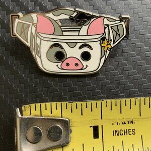 Disney Pua Moana Fantasy Fanny Pack Pin
